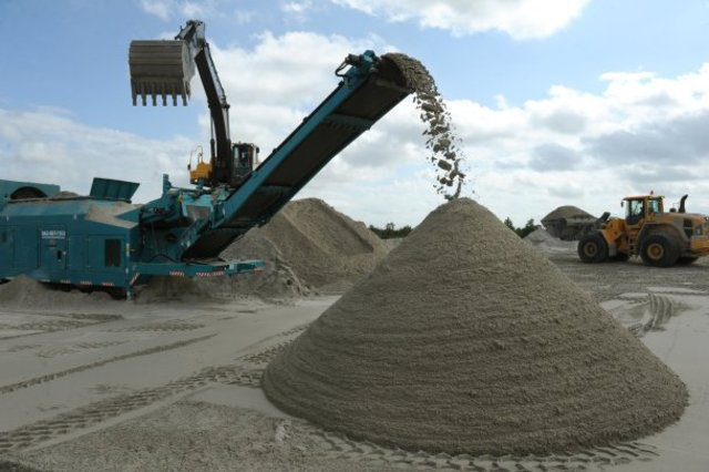 Trên thế giới có biết bao sa mạc hoang vu tại sao cát lại khan hiếm mang lại vậy Trên nhân loại có biết bao sa mạc hoang vu nguyên nhân cát lại khan hiếm cho vậy