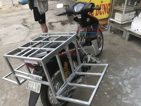 Giá chở mặt hàng xe vật dụng là gì Giá chở hàng xe máy là gì